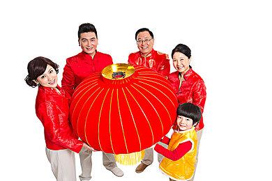 《方舟：生存进化》夏日海洋DLC深海冒险启程，官方持续修复优化